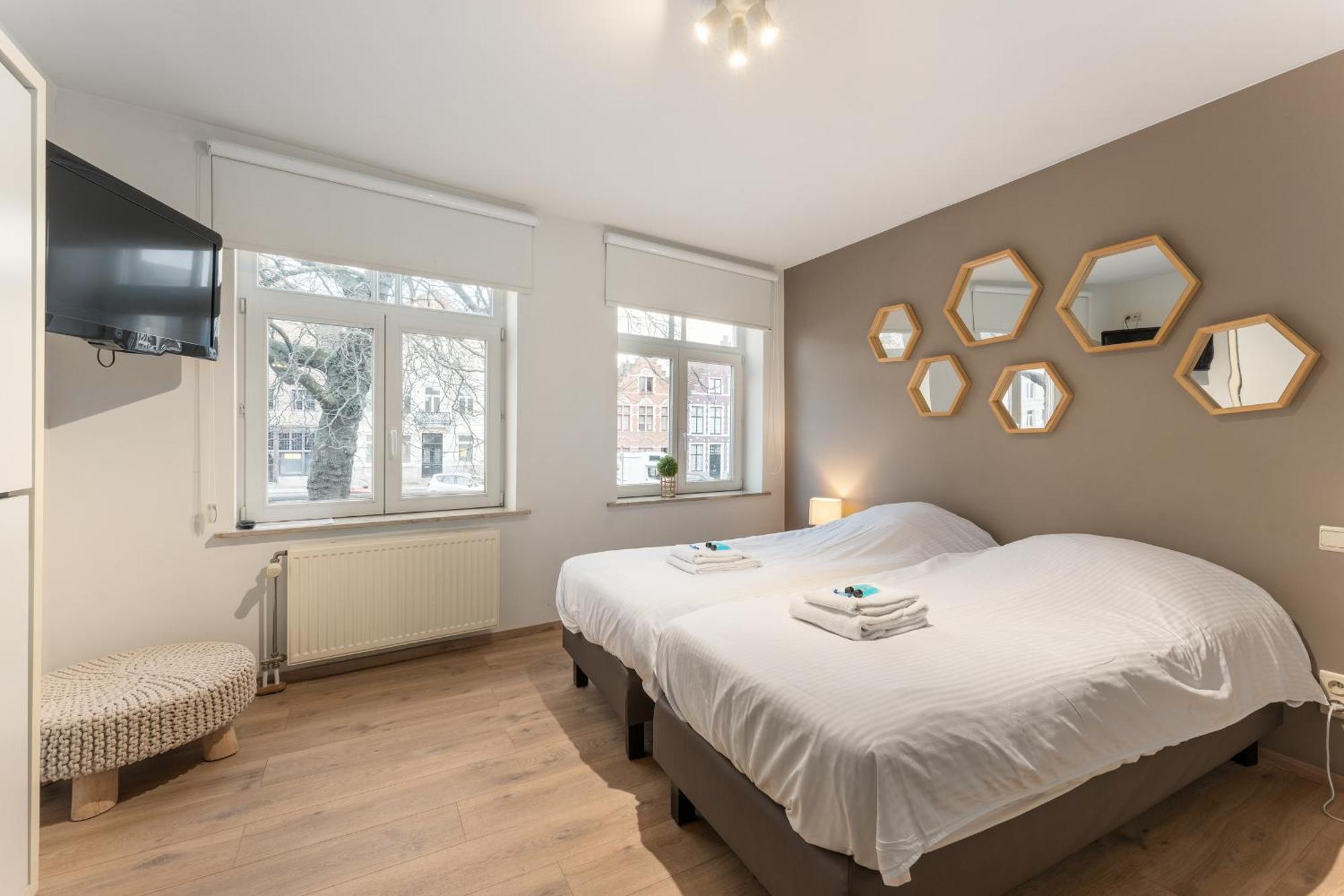 Brugse Charme Huis Met Tuin Aan Het Water 8P 布鲁日 外观 照片