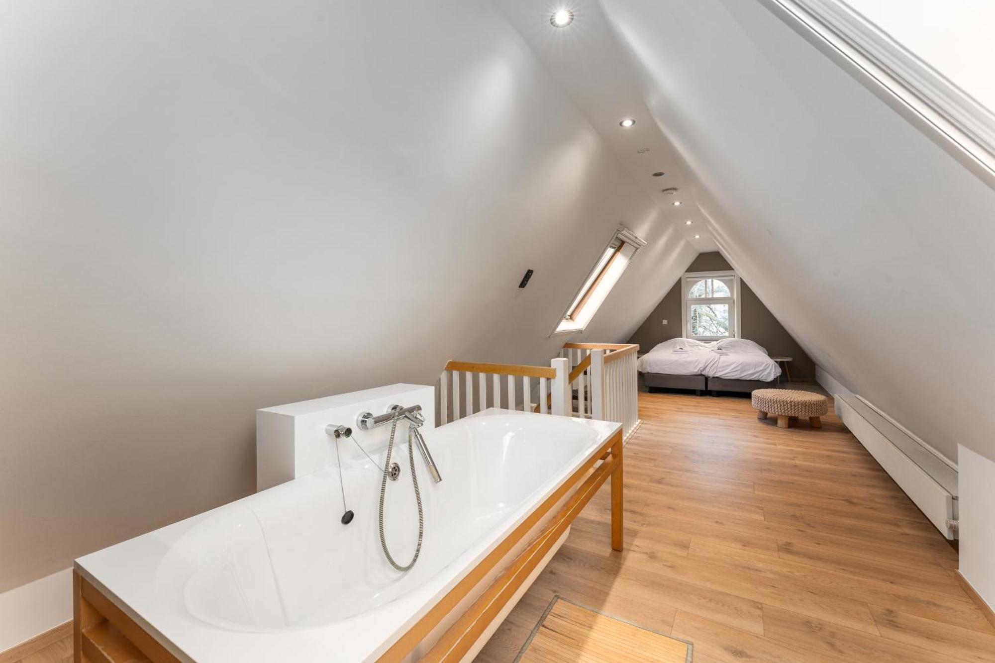 Brugse Charme Huis Met Tuin Aan Het Water 8P 布鲁日 外观 照片